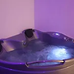 Flat With Spa In Center Of Riga